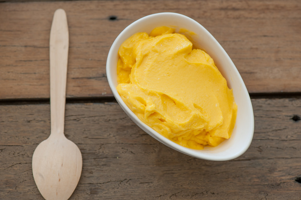 How to make Mango Ice Cream in a Simple Way